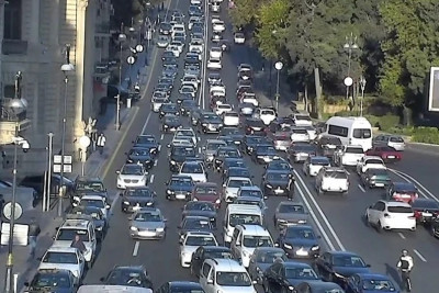 Bakıda tıxac olan yolların SİYAHISI