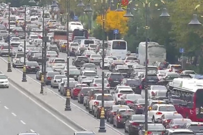 Bakıda tıxac olan yollar  - SİYAHI