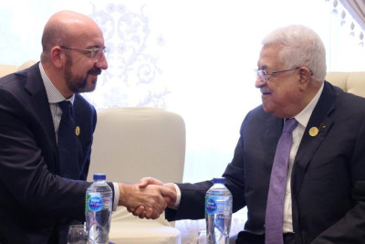 Şarl Mişel və Mahmud Abbas Qahirədə görüşüblər