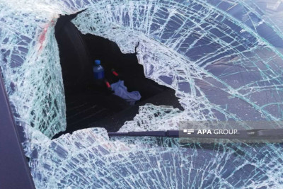 Xırdalanda yük və minik avtomobilləri toqquşub