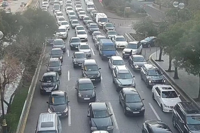 Bakıda tıxac olan yollar - SİYAHI