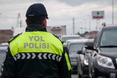 DYP əlverişsiz hava şəraiti ilə bağlı yol hərəkəti iştirakçılarına müraciət edib