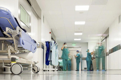 Sumqayıtda özəl klinikada pasiyent antibiotik vurulandan sonra ölüb