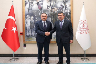 Azərbaycan səfiri Türkiyənin təhsil naziri ilə görüşüb