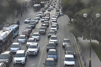Bakıda tıxac olan yollar - SİYAHI