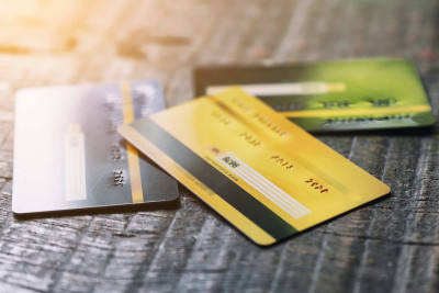 Bir gündə kartlardan 67 min manat oğurlandı