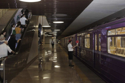 Bakı metrosunda 70 yaşlı kişi dünyasını dəyişib
