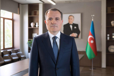 Ceyhun Bayramov Serbiyaya rəsmi səfərə gedib