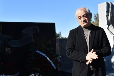 Rasim Ocaqovun xatirəsi anılıb