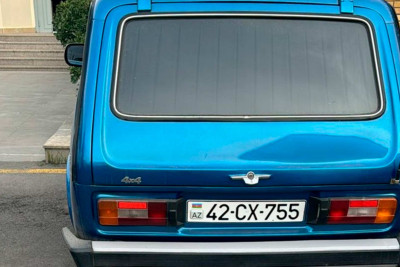 Sürücülük hüququ olmayan şəxs narkotikin təsiri altında avtomobil idarə edib