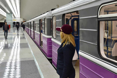 Bakı metropoliteni bu gün gecə saat 01:00-a kimi işləyəcək