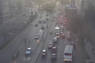 Bakıda tıxac olan yollar - SİYAHI