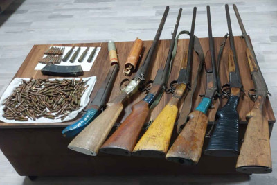 Ağsuda xeyli sayda silah-sursat aşkar edilib