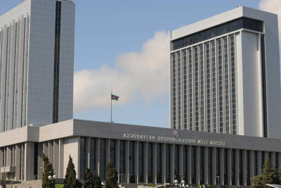 Milli Məclisin iclası başlayıb