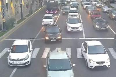 Bakıda tıxac olan yollar - SİYAHI
