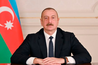 Bir qrup vəkil “Tərəqqi” medalı ilə təltif olunub - SİYAHI