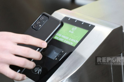 Artıq metronun bütün stansiyalarında QR biletlə ödəniş mümkündür