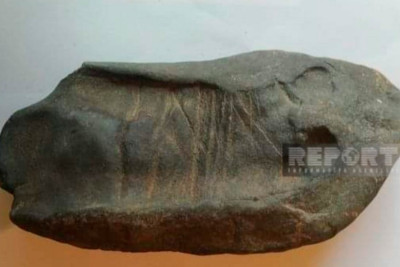 Cəlilabadda qədim dövrə məxsus yazılı daş tapılıb