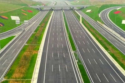 Qala və Buzovna qəsəbələrində avtomobil yollarının təmirinə 500 min manat ayrılıb