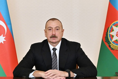 İlham Əliyev Xankəndidə idman ictimaiyyətinin nümayəndələri ilə görüşüb