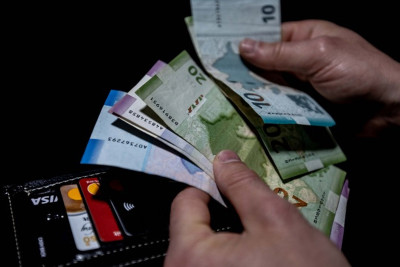 Milli Məclis gələn il üçün yaşayış minimumunu təsdiqləyib