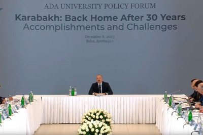 İlham Əliyev ADA Universitetində Qarabağ mövzusunda Forumda iştirak edir - CANLI