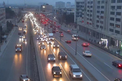 Bakıda tıxac olan yollar - SİYAHI