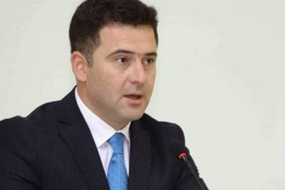 İki ay əvvəl istefa verən məmur həbs edilib
