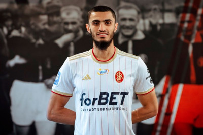 Millimizin futbolçusu rəsmi olaraq Polşa klubuna keçib