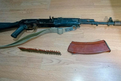 Şirvanda müxtəlif növ silah-sursat tapılıb