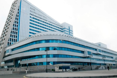 Yeni Klinikanın sabiq rəhbərinə cəza verilib
