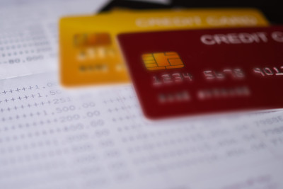 Sumqayıtda bank kartından 13 min manatdan çox pul oğurlanıb