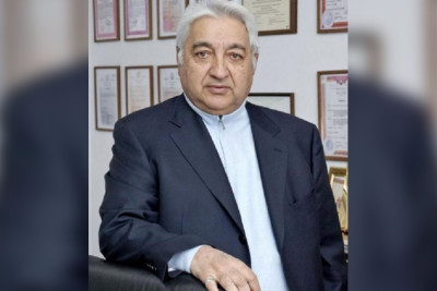 İlham Əliyev Arif Paşayevi 90 illik yubileyi münasibətilə təbrik edib