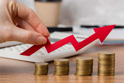 Azərbaycan iqtisadiyyatı 5 % böyüyüb