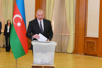 Dünya liderləri İlham Əliyevi seçkilərdə qalib gəlməsi ilə bağlı təbrik ediblər