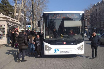 Gəncədə xəttə 10 yeni avtobus buraxılıb