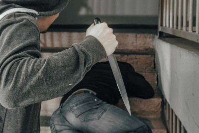 Ağstafada məktəbli bıçaqlanıb