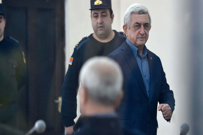 Məhkəmə Serj Sarkisyana bəraət verib