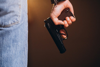 Azərbaycanda oğul atasını öldürtmək üçün "killer" tutdu
