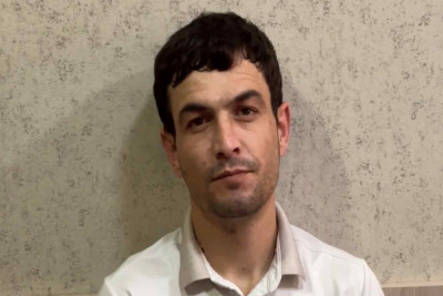 Şəmkirdə polis narkotiklərin satışı ilə məşğul olan şəxsi saxlayıb