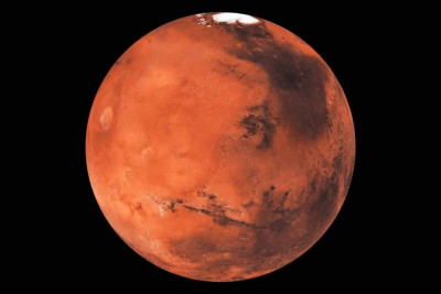 Marsda 60 olimpiya hovuzu ölçüsündə donmuş su aşkar edilib