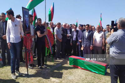 Birinci Qarabağ müharibəsində şəhid olan Rüfət Cabbarovun qalıqları Siyəzəndə dəfn olunub