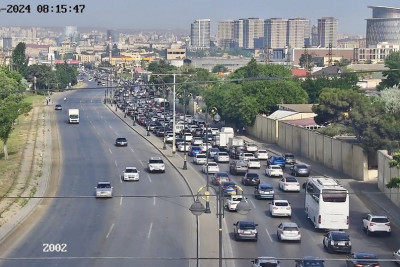 Bakıda tıxac olan yollar - SİYAHI