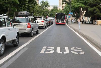 Bakıda yeni avtobus zolaqları şəbəkəsinin tətbiqinə başlanılıb