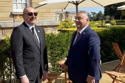 İlham Əliyev Viktor Orban ilə söhbət edib
