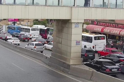 Bakıda tıxac olan yollar - SİYAHI