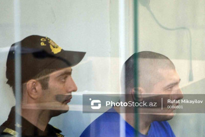 Ailəsinin 5 üzvünü qətlə yetirməkdə təqsirləndirilən Əhməd Əhmədov cinayəti etiraf etdi