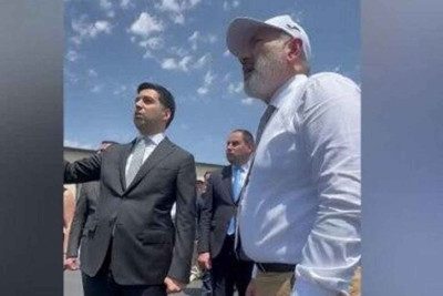 Paşinyan Ermənistanla sərhəddə olub