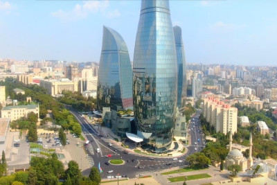 Maykl Ceksonun qardaşları Bakıda tarixi məkanları ziyarət ediblər