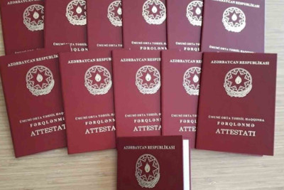 Bakıda 3 000-dən çox məzun məktəbi fərqlənmə attestatı ilə bitirib